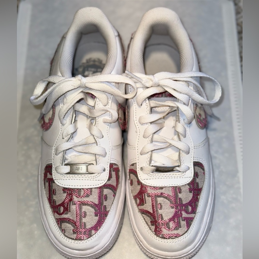 Womens nike shoes